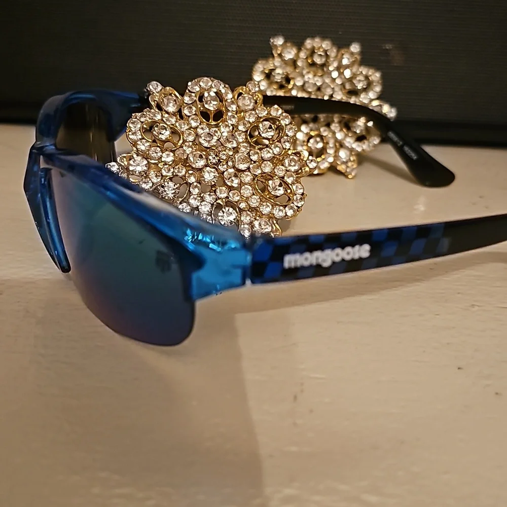 Mongoose E